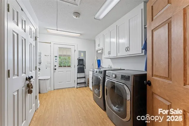 $790,000 | 10560 Lake Royalle Road, Spring Hope, NC 27882