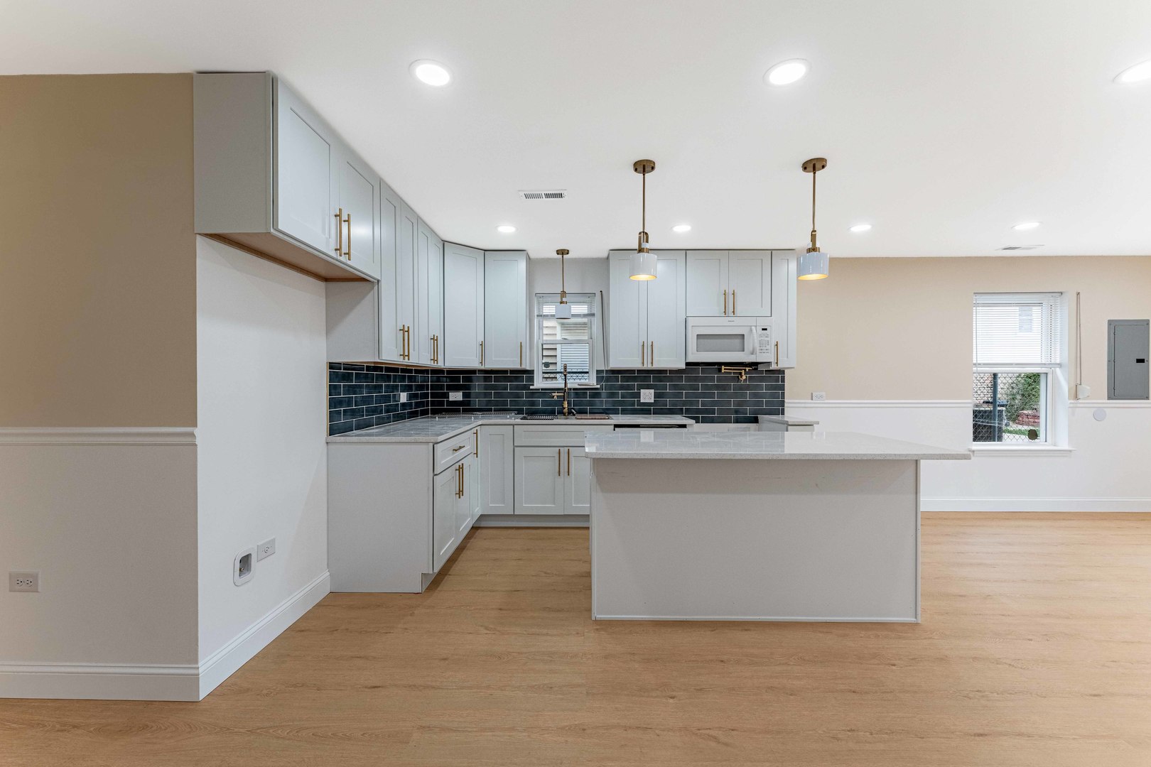 6615 South Normal Boulevard Chicago, IL 60621 - Photo 9 of 33 Gallery Image 9