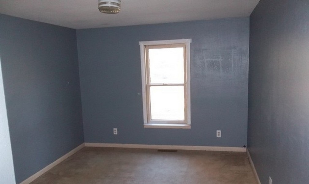 55 West Blakely Road Sanford, MI 48657 - Photo 4 of 12 Gallery Image 4