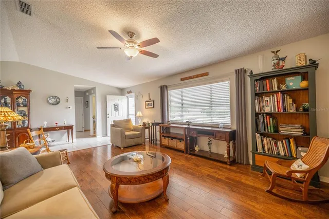 $254,900 | 17533 Southeast 96th Court, Summerfield, FL 34491