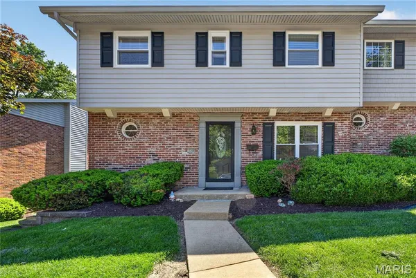 $225,000 | 13220 Matador Drive, Chesterfield, MO 63141