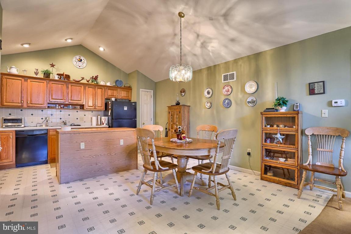 145 East Maple Grove Road Narvon, PA 17555 - Photo 10 of 28 Gallery Image 10