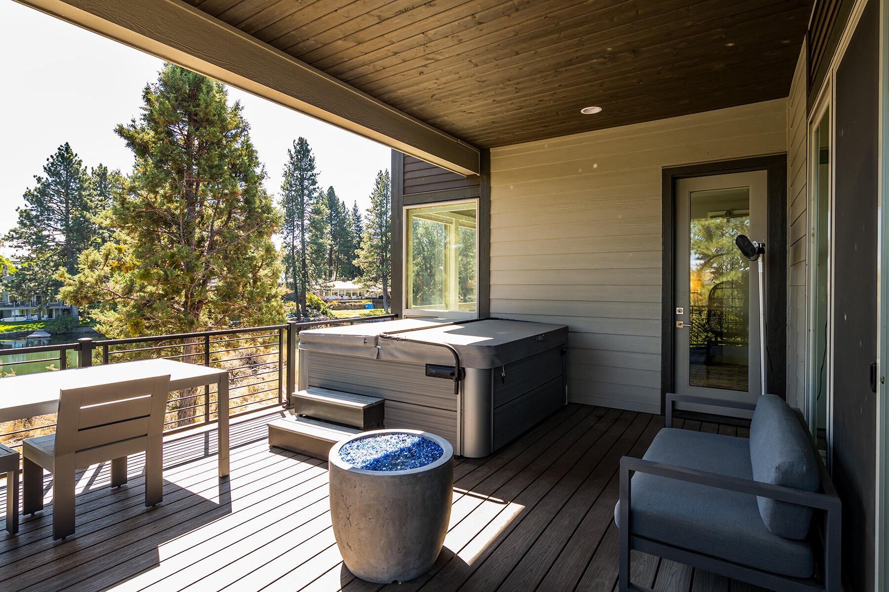 2544 Northwest Rippling River Court Bend, OR 97703 - Photo 43 of 57 JH5_7105