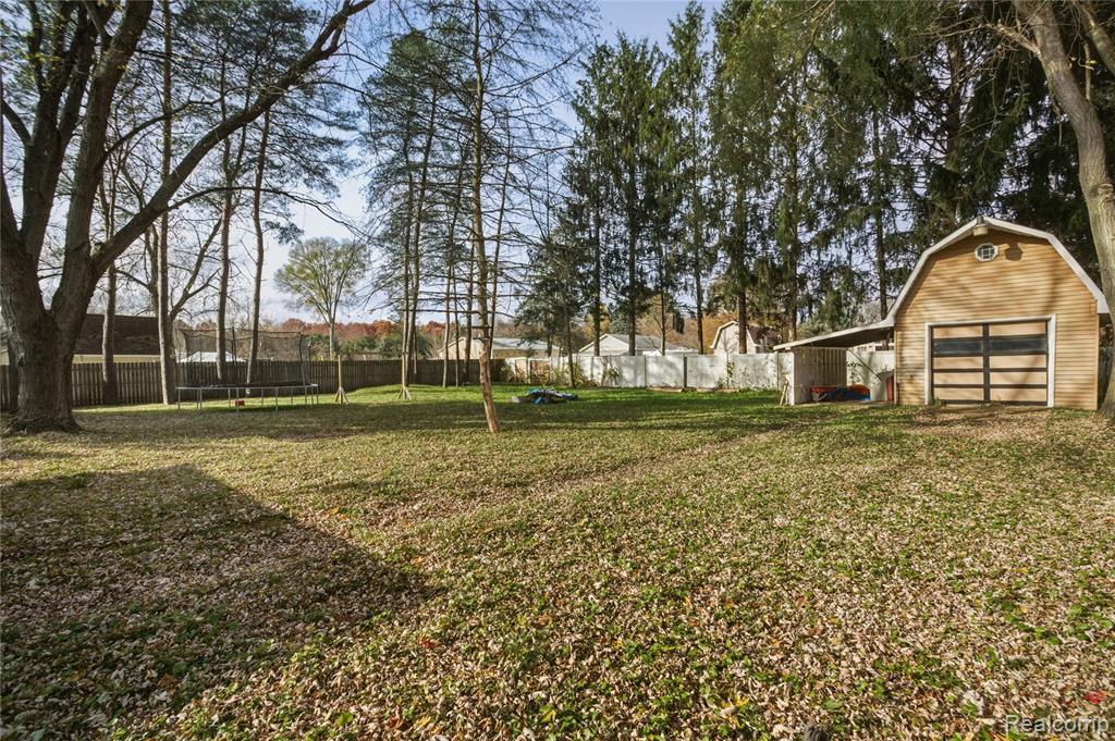 11033 Carr Road Davison, MI 48423 - Photo 33 of 37