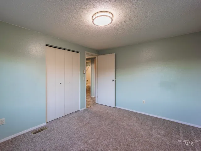 $489,000 | 161 Cemetery Road, White Bird, ID 83554