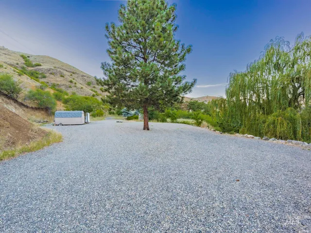 $489,000 | 161 Cemetery Road, White Bird, ID 83554