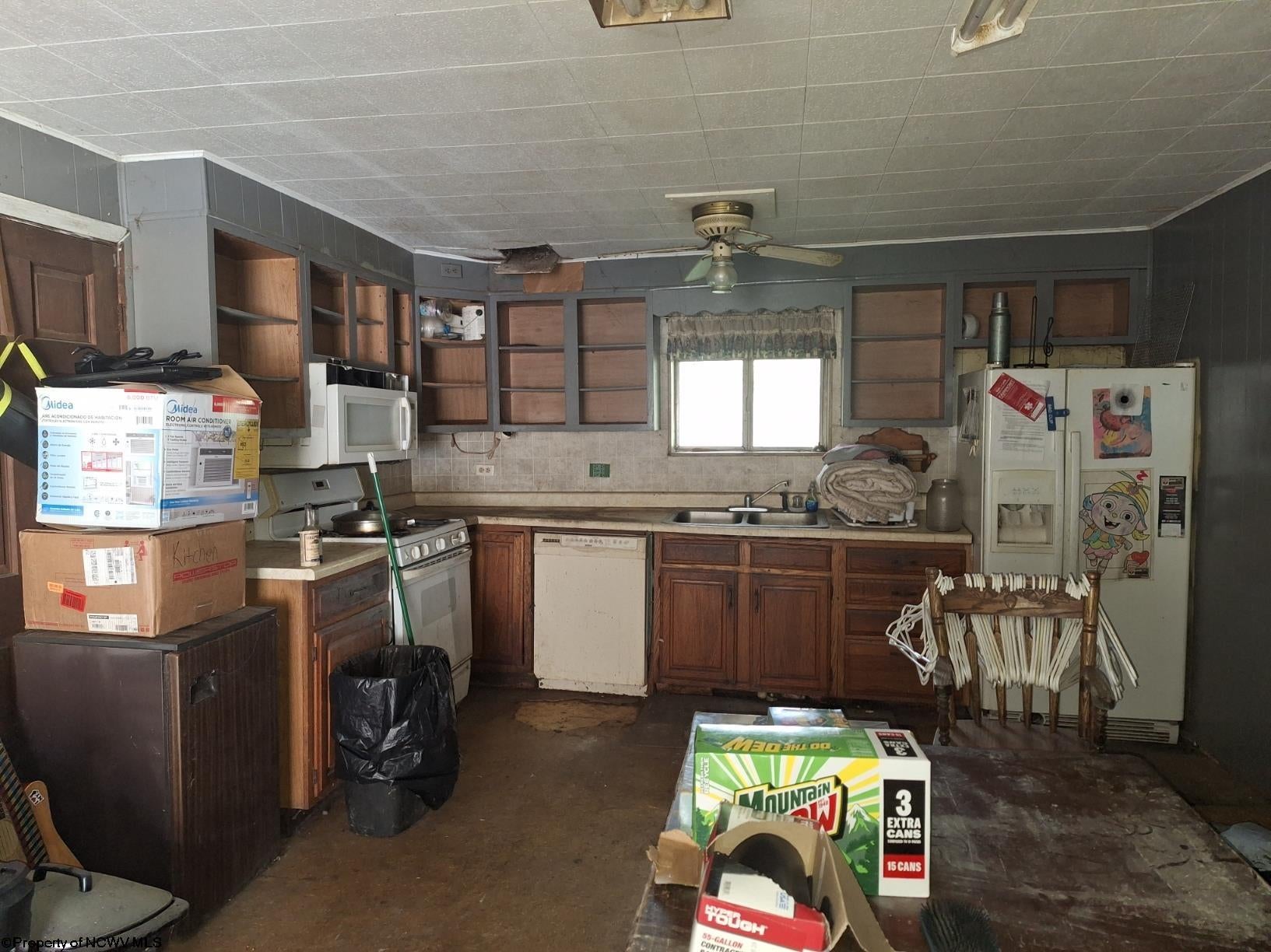 1070 Pinch Gut Road Fairmont, WV 26554 - Photo 13 of 21 Gallery Image 13
