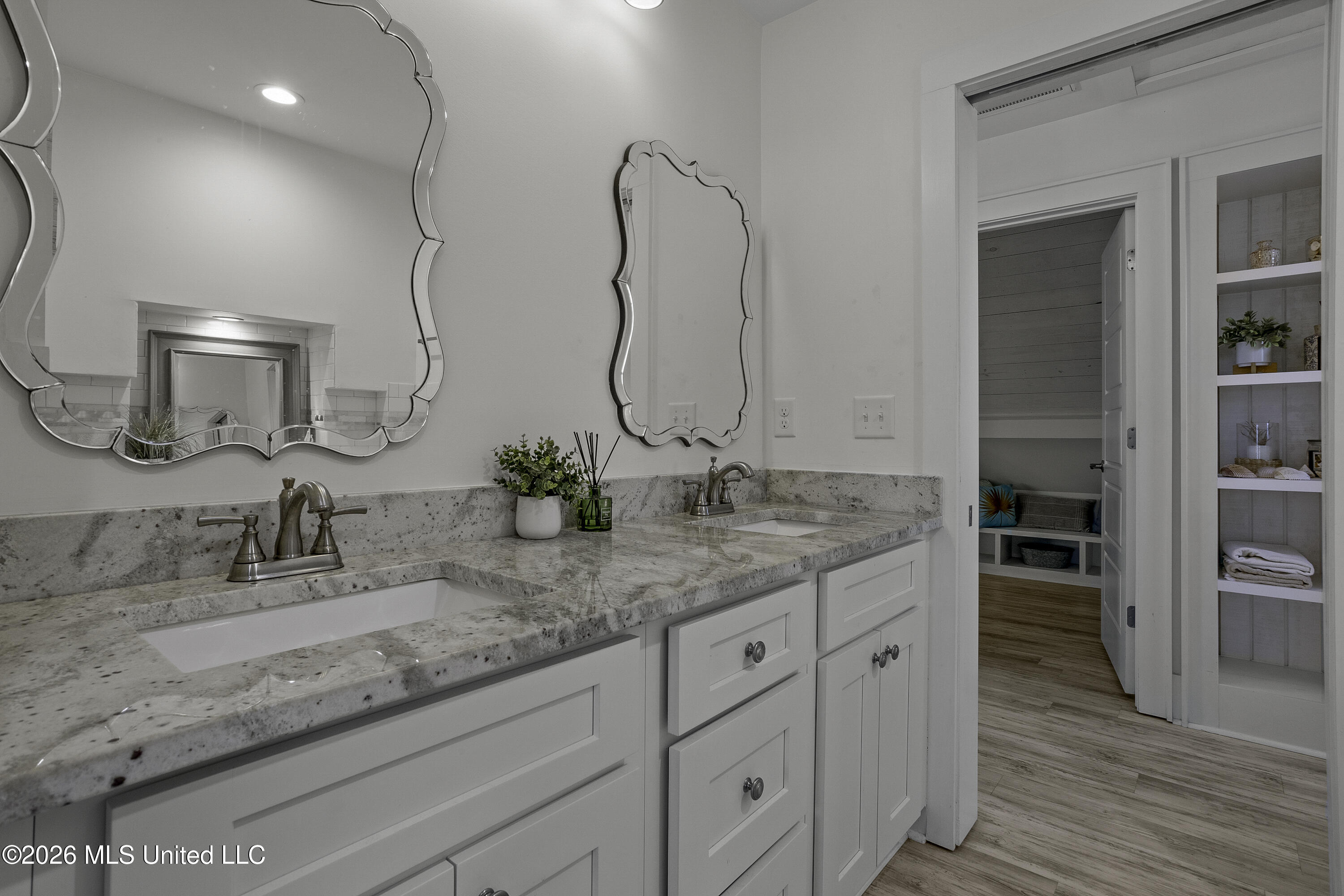 1623 Cayman Cove Biloxi, MS 39531 - Photo 43 of 58 00044