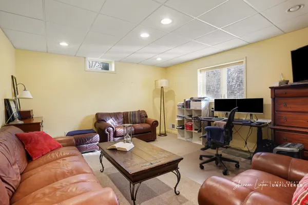 $1,199,000 | 1640 Gladys Avenue, Grand Haven, MI 49417