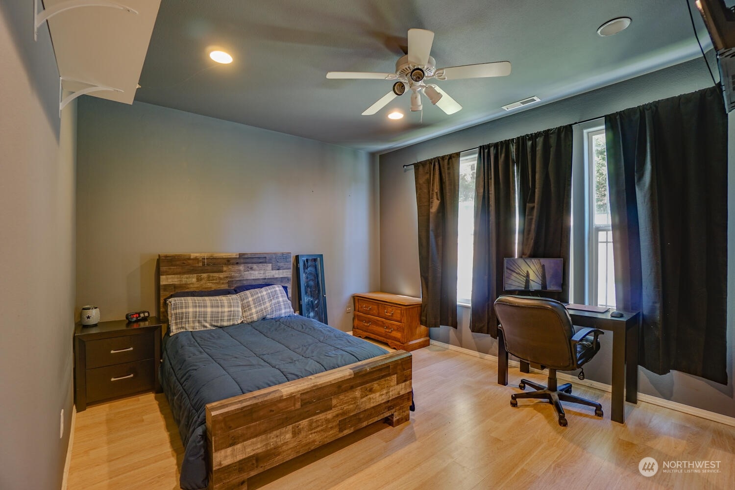 690 Melton Road Castle Rock, WA 98611 - Photo 19 of 40 Gallery Image 19
