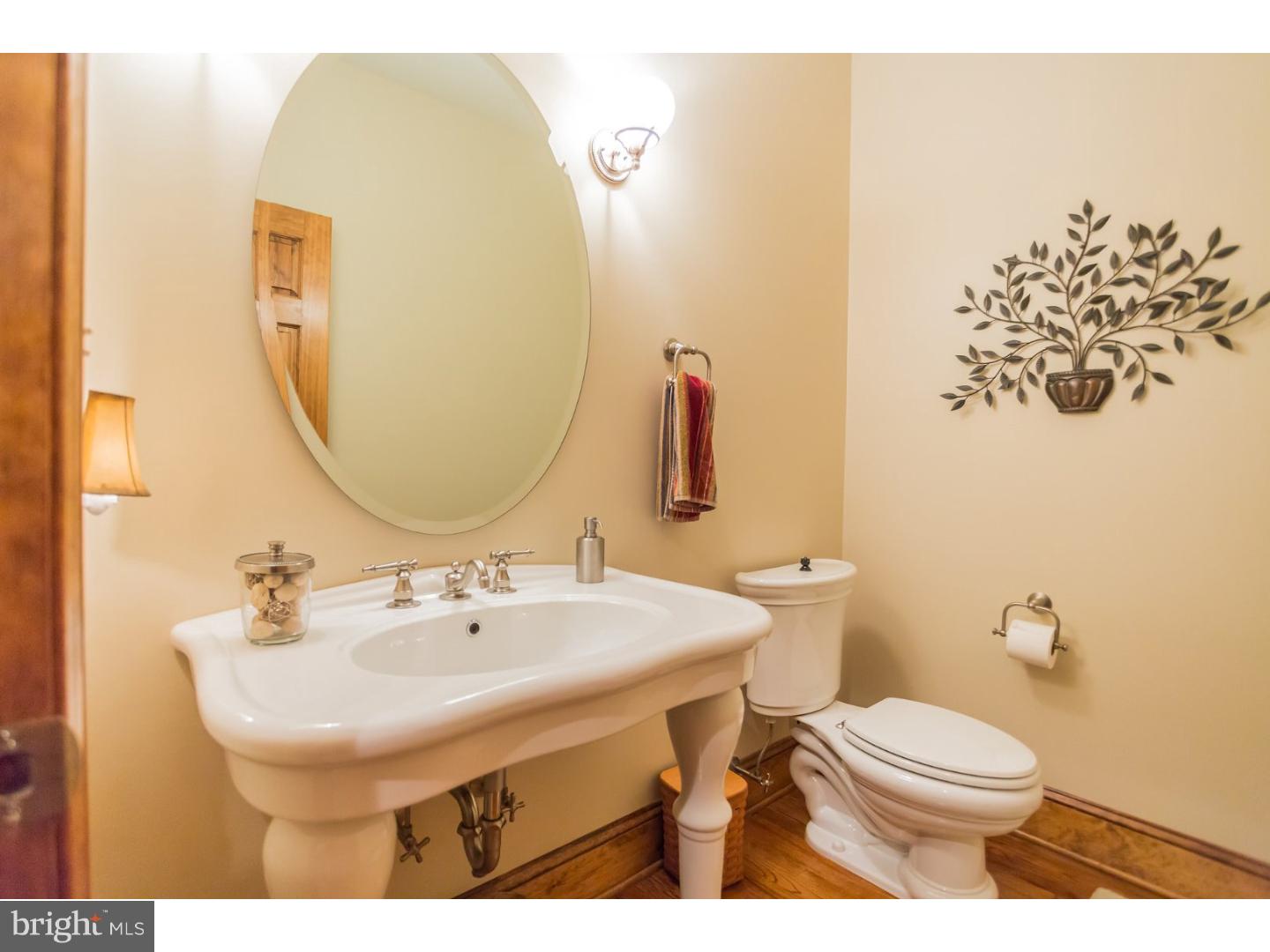 41 Stanwyck Road Mount Laurel, NJ 08054 - Photo 14 of 25 Bathroom