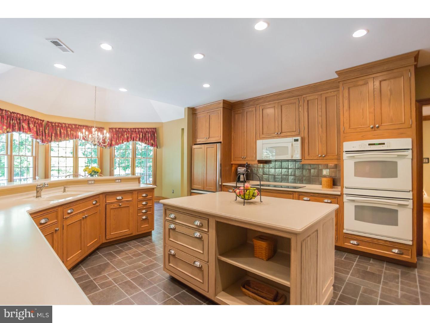 41 Stanwyck Road Mount Laurel, NJ 08054 - Photo 9 of 25 Kitchen