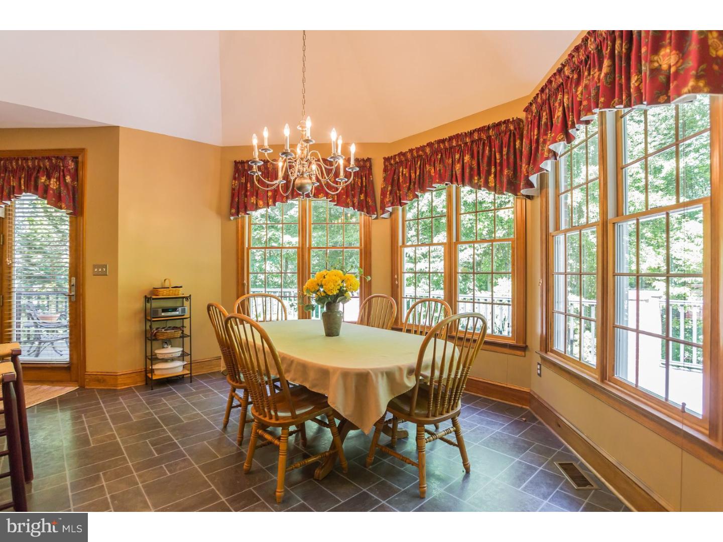 41 Stanwyck Road Mount Laurel, NJ 08054 - Photo 10 of 25 Breakfast Room