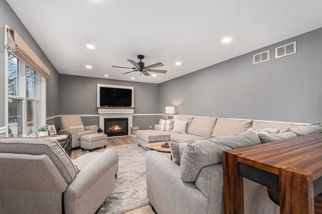 $599,900 | 178 Otto Drive, New Lenox, IL 60451