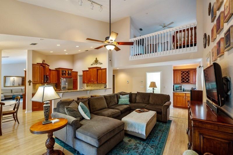 22268 Collington Drive Boca Raton, FL 33428 - Photo 14 of 35 Family Room