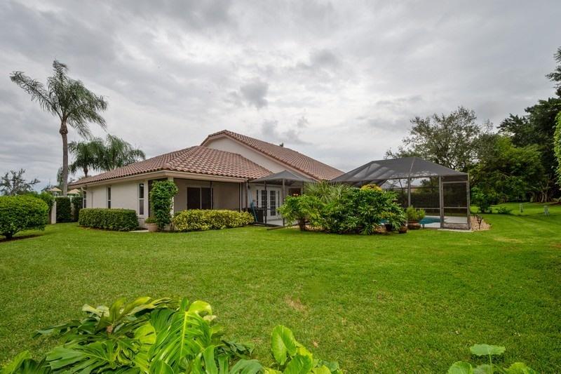 22268 Collington Drive Boca Raton, FL 33428 - Photo 29 of 35 Exterior Rear