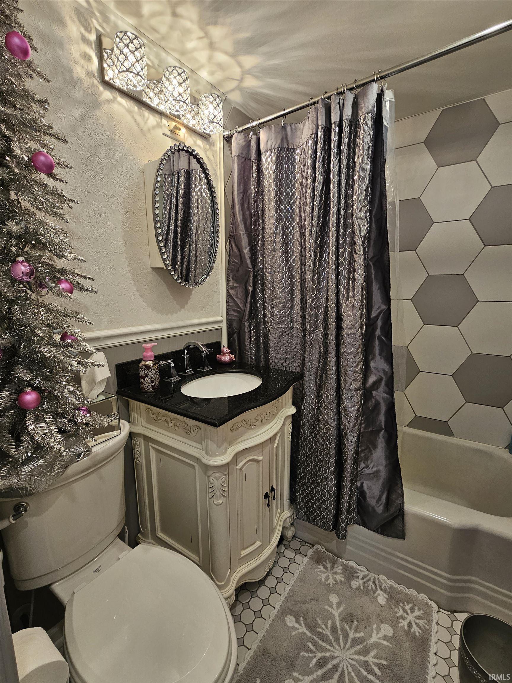 1611 Kingston Road Kokomo, IN 46901 - Photo 9 of 18