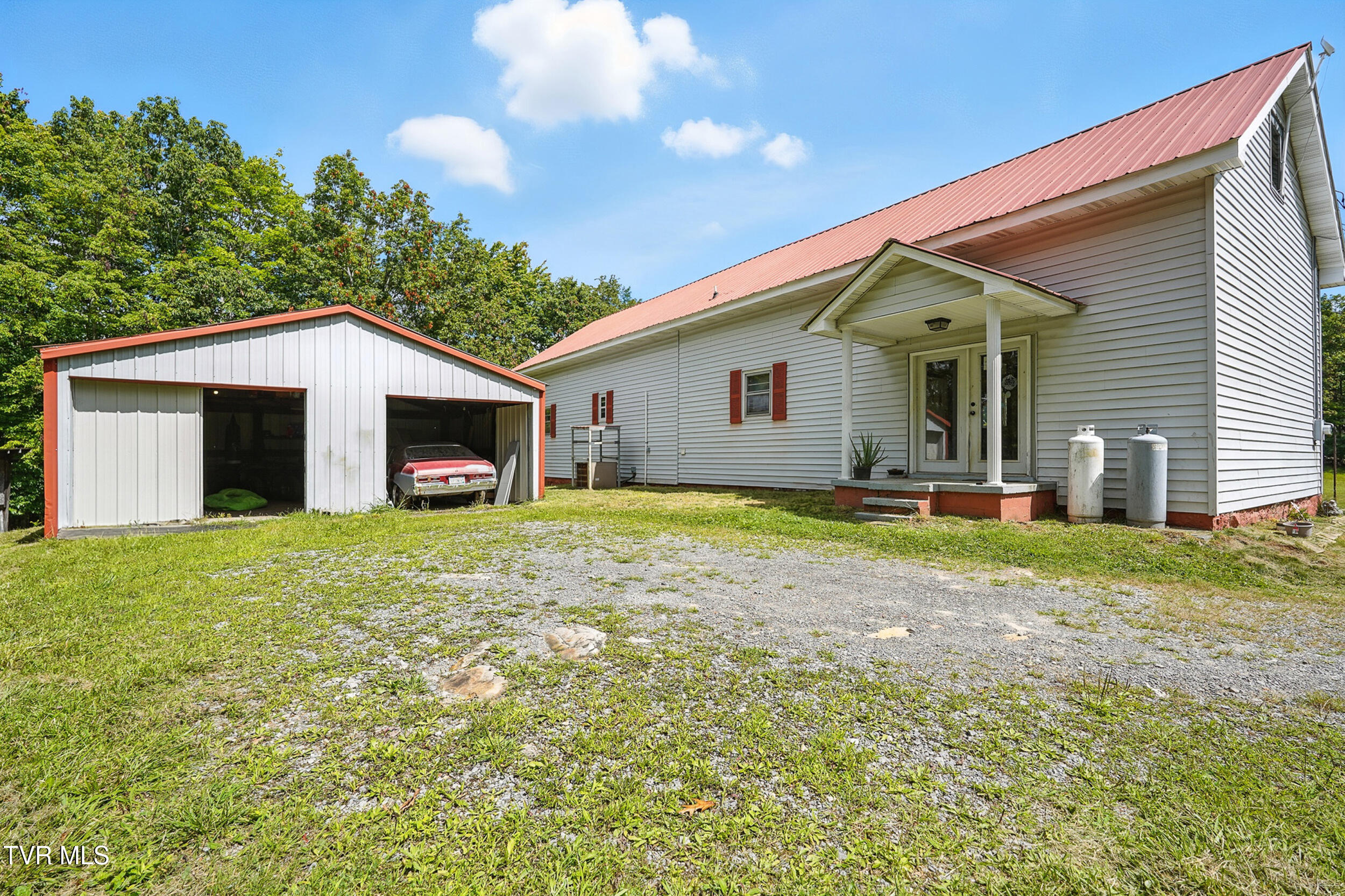 10625 Pine Camp Road Coeburn, VA 24230 - Photo 29 of 39 32_dsc00524
