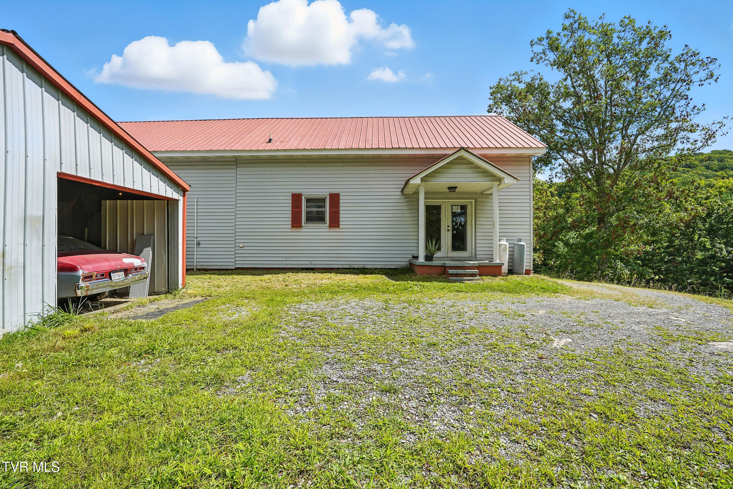 10625 Pine Camp Road Coeburn, VA 24230 - Photo 30 of 39 33_dsc00527