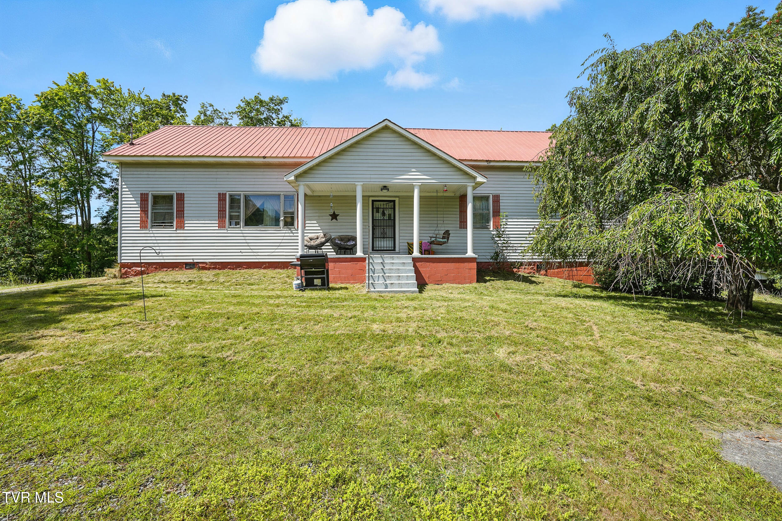 10625 Pine Camp Road Coeburn, VA 24230 - Photo 34 of 39 2_dsc00512