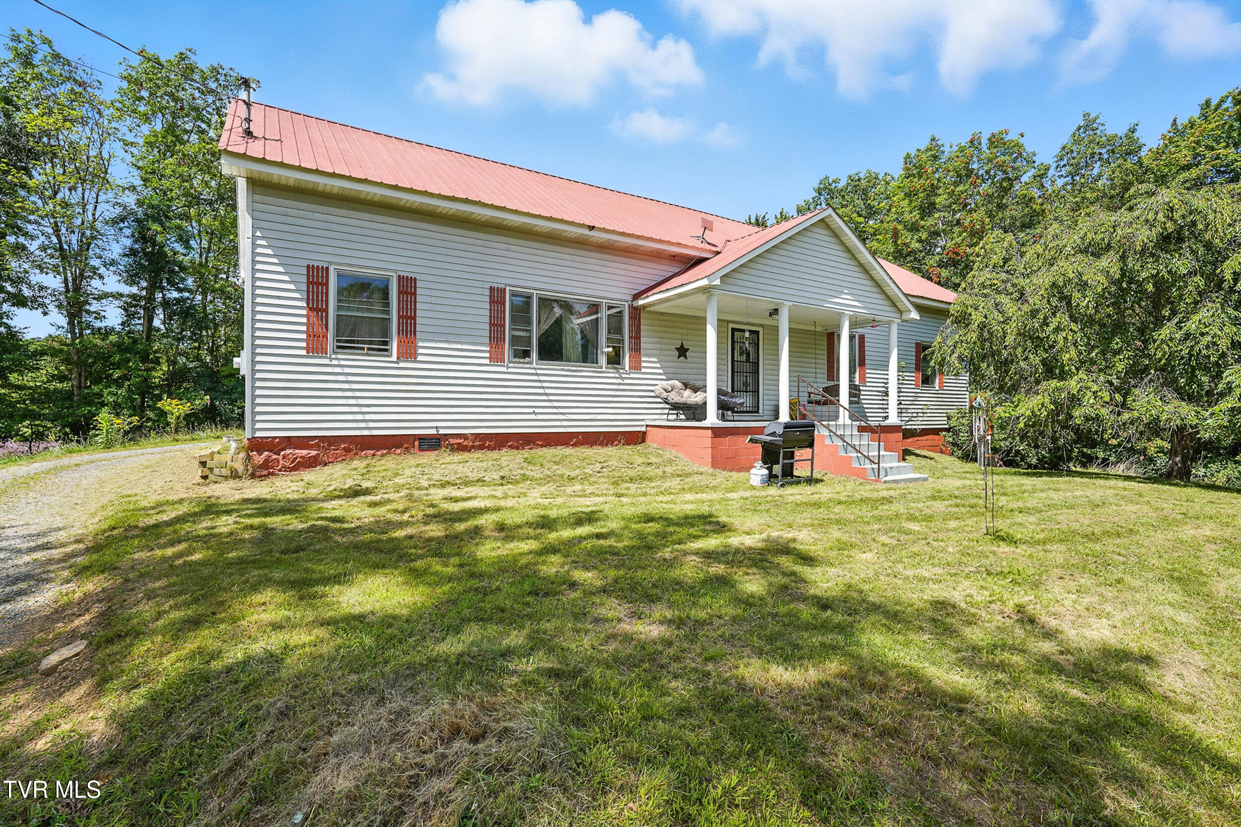 10625 Pine Camp Road Coeburn, VA 24230 - Photo 35 of 39 3_dsc00515