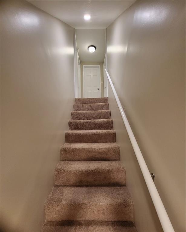 279 Nelson Run Road Pittsburgh, PA 15237 - Photo 21 of 38 a view of entryway