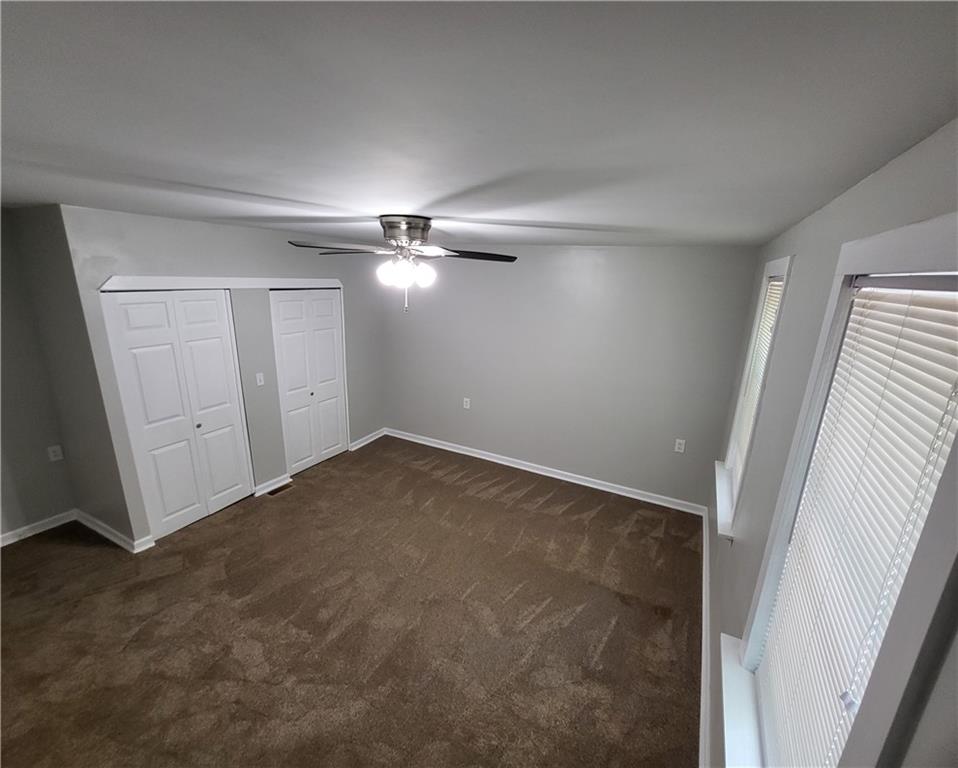 279 Nelson Run Road Pittsburgh, PA 15237 - Photo 26 of 38 an empty room with a bathroom