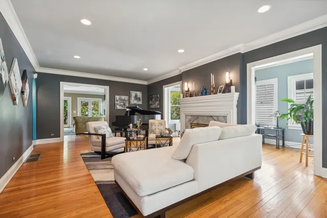 $8,500 | 1316 Ashland Avenue, Wilmette, IL 60091