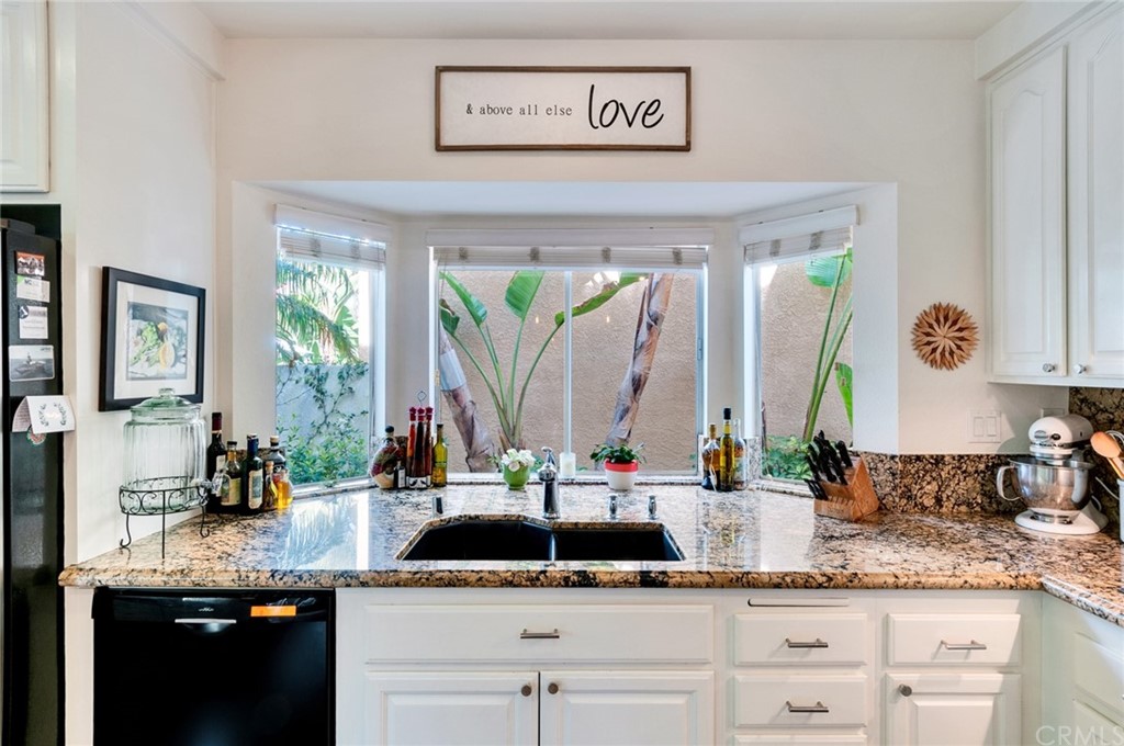 33 Antigua Dana Point, CA 92629 - Photo 18 of 39