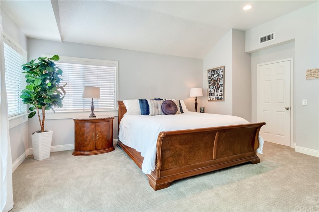 33 Antigua Dana Point, CA 92629 - Photo 23 of 39