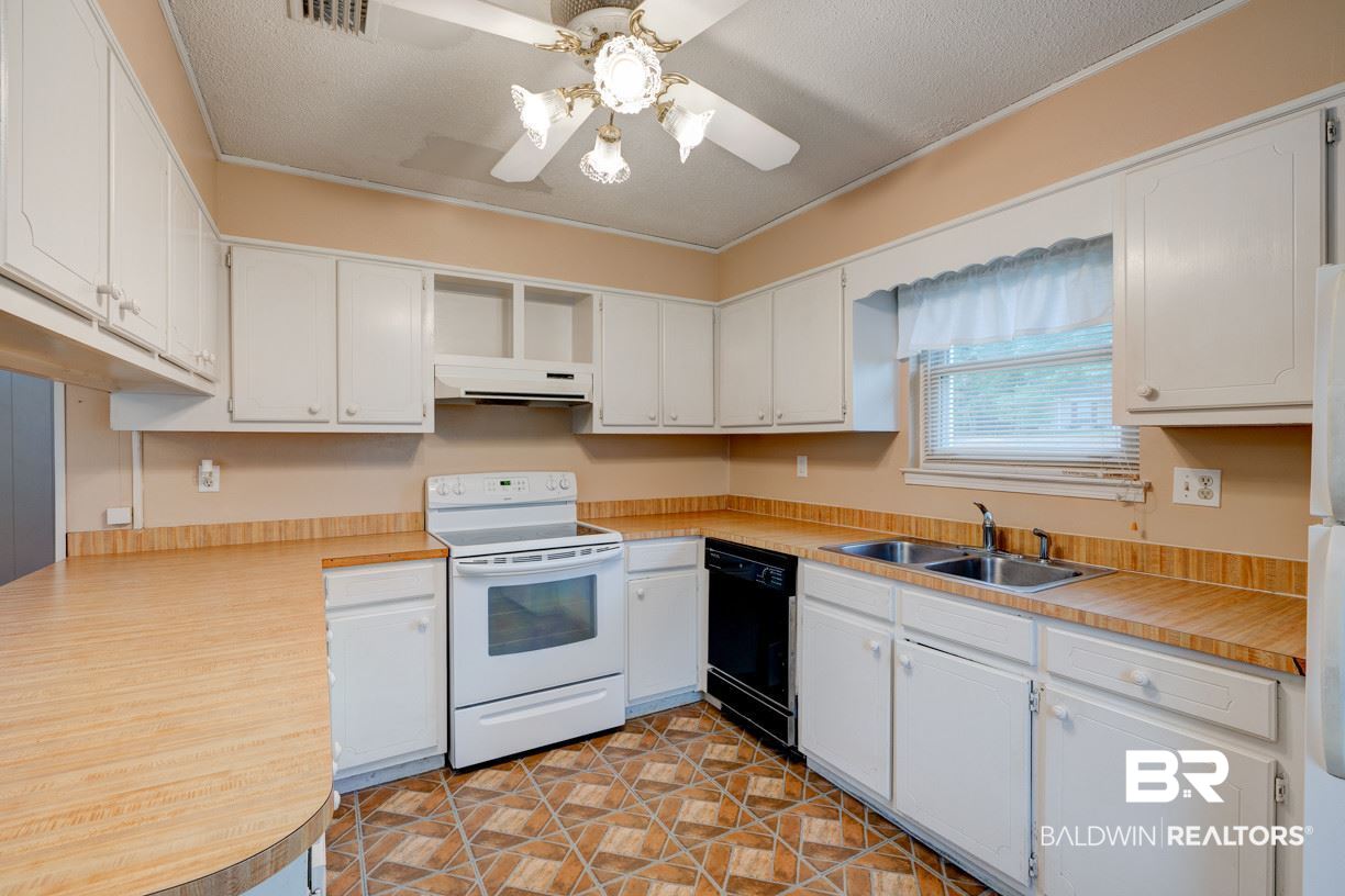 2938 Cottage Knoll Drive Mobile, AL 36695 - Photo 14 of 25