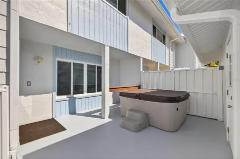 $445,000 | 6257 Cape Hatteras Way Northeast, Unit 5, St. Petersburg, FL 33702
