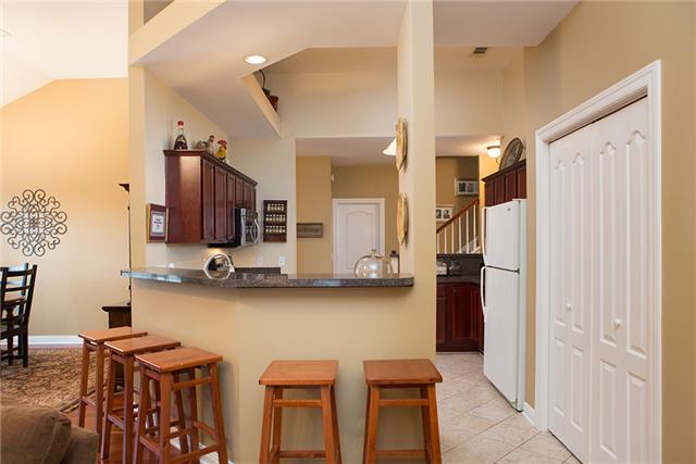 3110 Vera Valley Road Franklin, TN 37064 - Photo 4 of 17 Bar Area Leading to the Kitchen. Large Pantry on the Right.