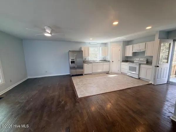 $1,900 | 309 Country Club Lane, Newport, NC 28570