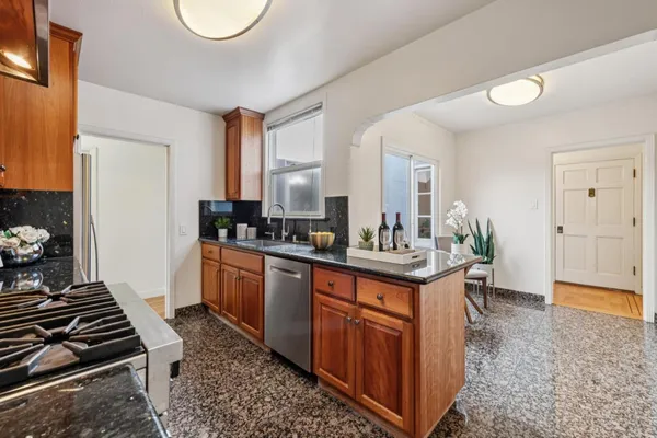 $1,095,000 | 132 School Street, Daly City, CA 94014