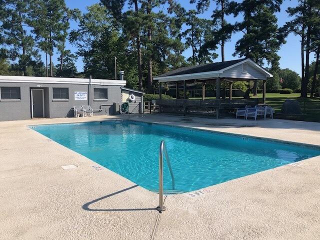 5201 Cypress Pointe, Unit D201 Manning, SC 29102 - Photo 65 of 71 Pool