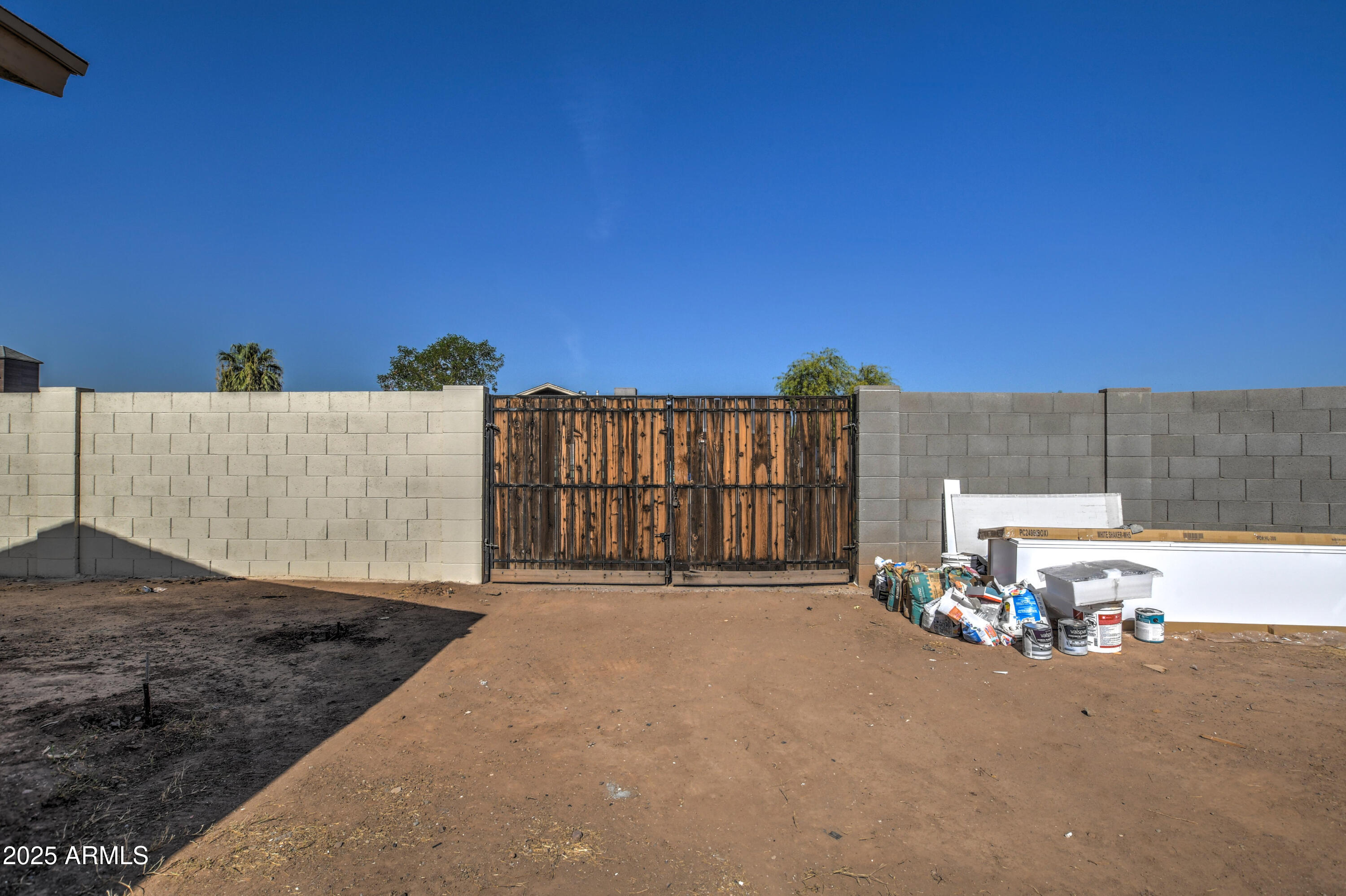 4870 West Almeria Road Phoenix, AZ 85035 - Photo 22 of 22 a view of a street with an outdoor seating