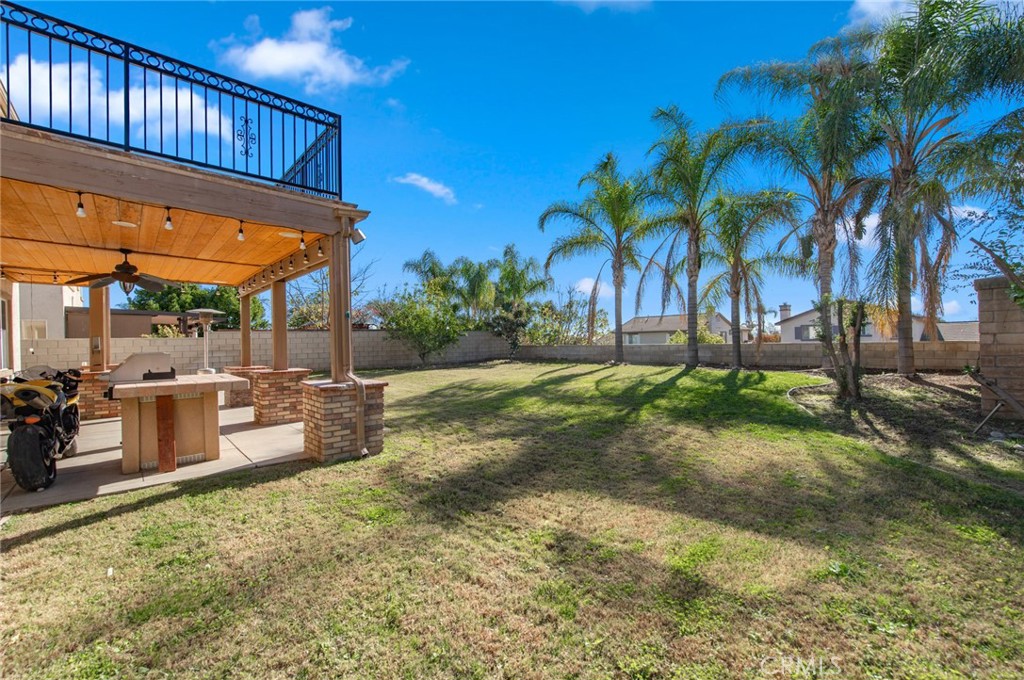 9111 Hamilton Street Rancho Cucamonga, CA 91701 - Photo 40 of 46 a view of a backyard with a sitting area