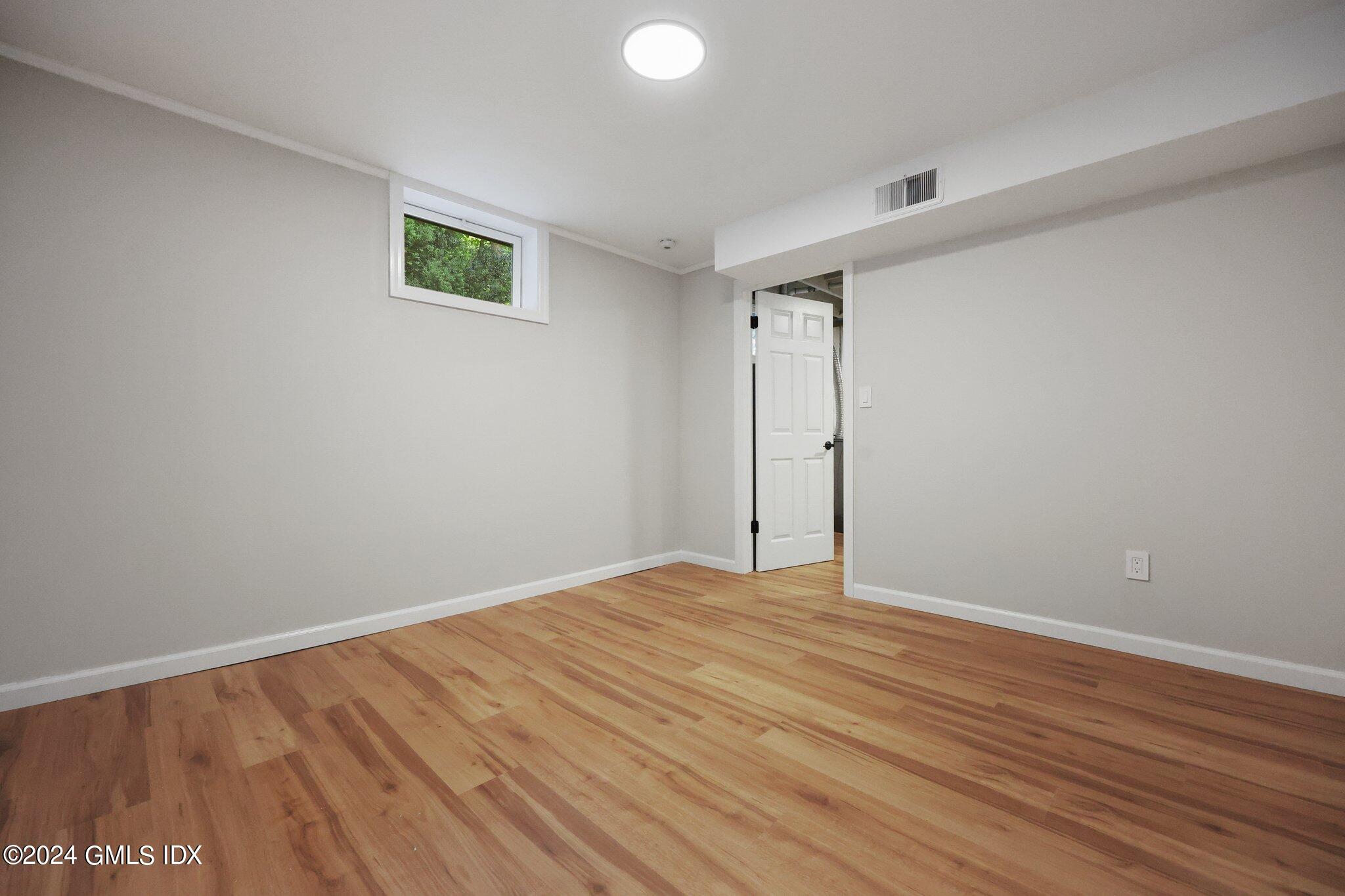 13 1/2 Hickory Drive Greenwich, CT 06831 - Photo 14 of 19 13 Hickory 14