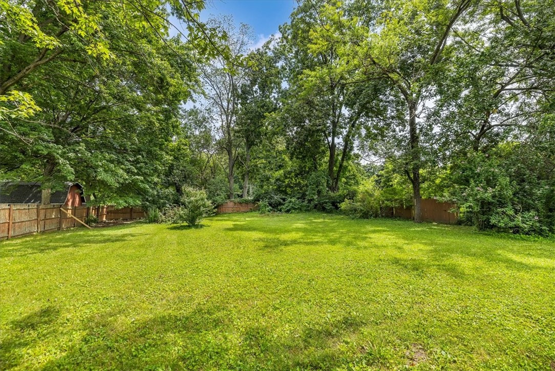 336 North Country Club Road Decatur, IL 62521 - Photo 24 of 26 Gallery Image 24