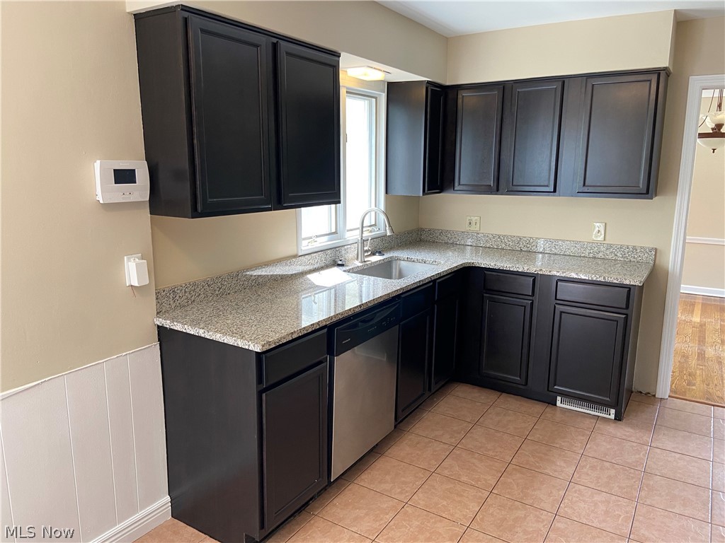 4540 College Road South Euclid, OH 44121 - Photo 10 of 20