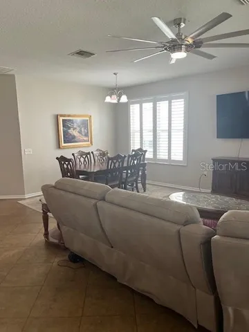 $399,000 | 211 Westchester Hills Lane, Valrico, FL 33594