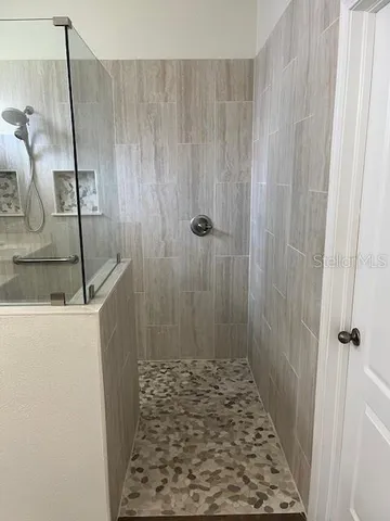 $399,000 | 211 Westchester Hills Lane, Valrico, FL 33594