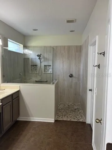 $399,000 | 211 Westchester Hills Lane, Valrico, FL 33594