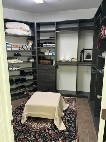 $399,000 | 211 Westchester Hills Lane, Valrico, FL 33594