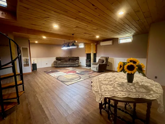 $339,000 | 91 Sunny Acres Road, Brattleboro, VT 05301