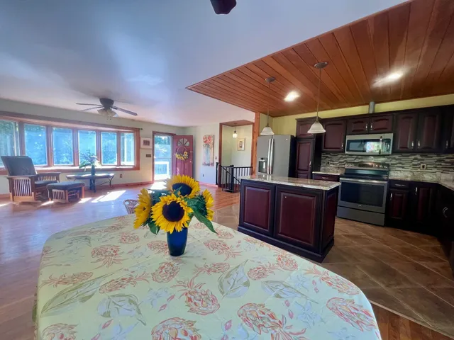 $339,000 | 91 Sunny Acres Road, Brattleboro, VT 05301