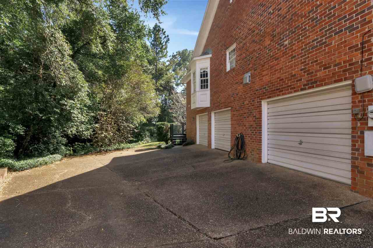 4813 Ravine Court Mobile, AL 36608 - Photo 4 of 50