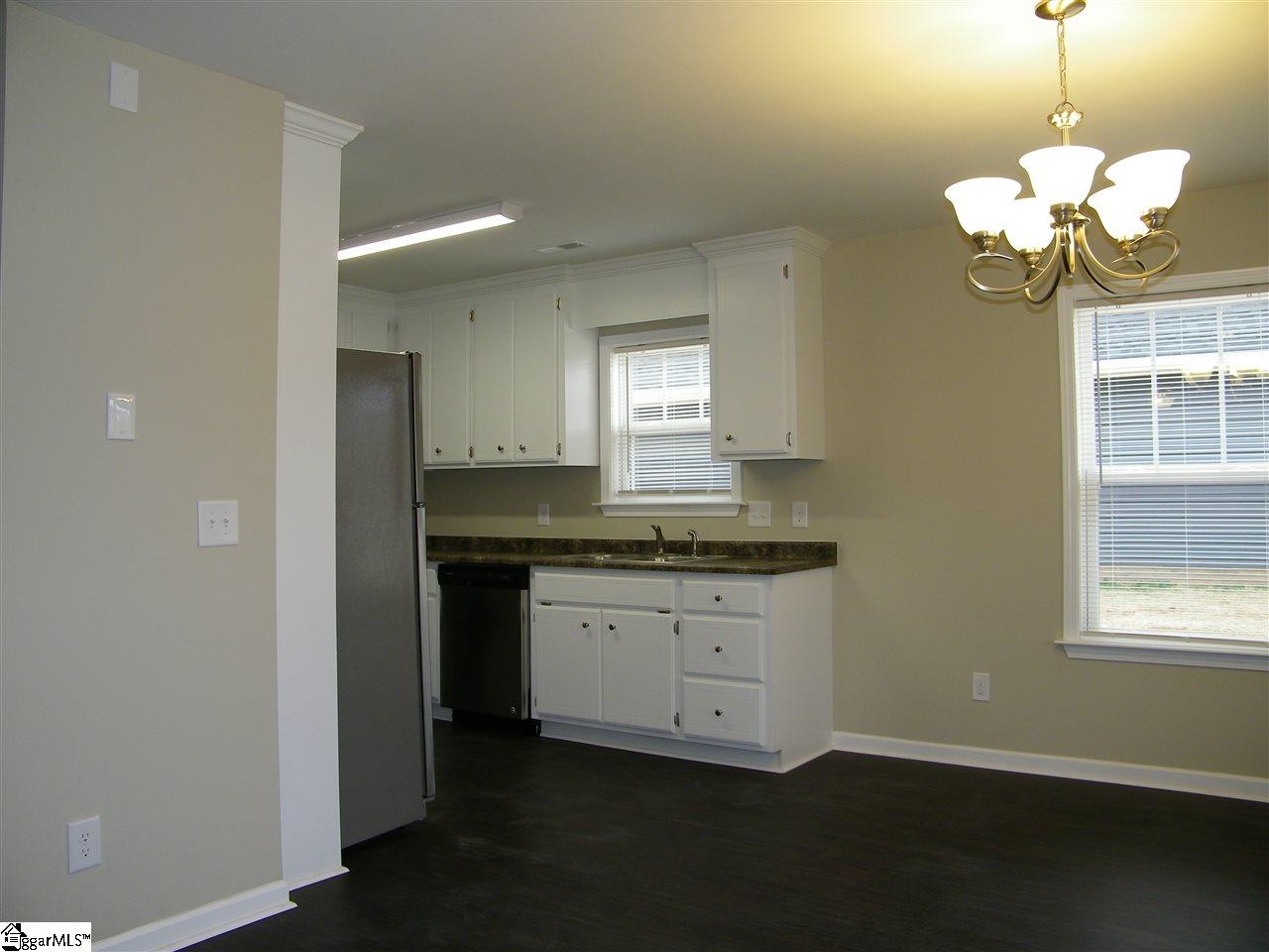688 Ruddy Creek Circle Greer, SC 29651 - Photo 9 of 32 Gallery Image 9