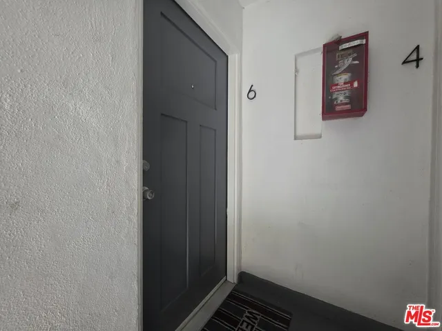 a view of utility room